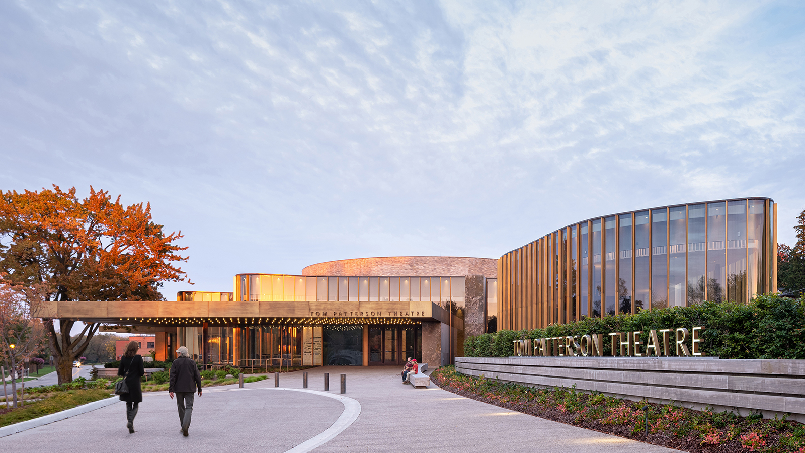 Responsive Heroimage (MobileHero 0 Breakpoint) Heroimage (DesktopHero 0 Breakpoint) 